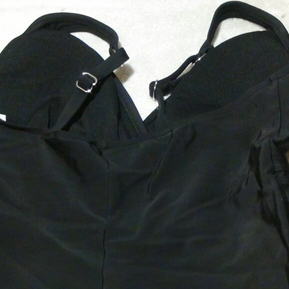 Aqua Women's One Piece Swimsuit Waist Detail Over the Shoulder Black S/M/L/XL - Picture 5 of 15